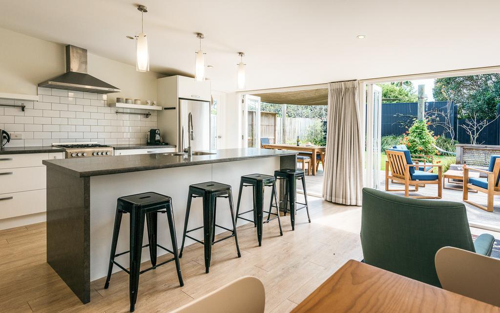 Island Time Villa Oneroa Bagian luar foto